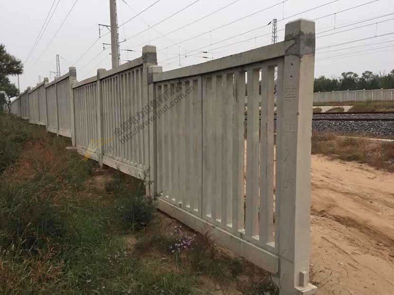 铁路线路防护栅栏|水泥护栏|高铁水泥围栏|铁路